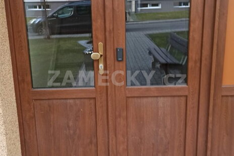 Přístupový systém pro bytový dům Přístupový systém pro bytový dům